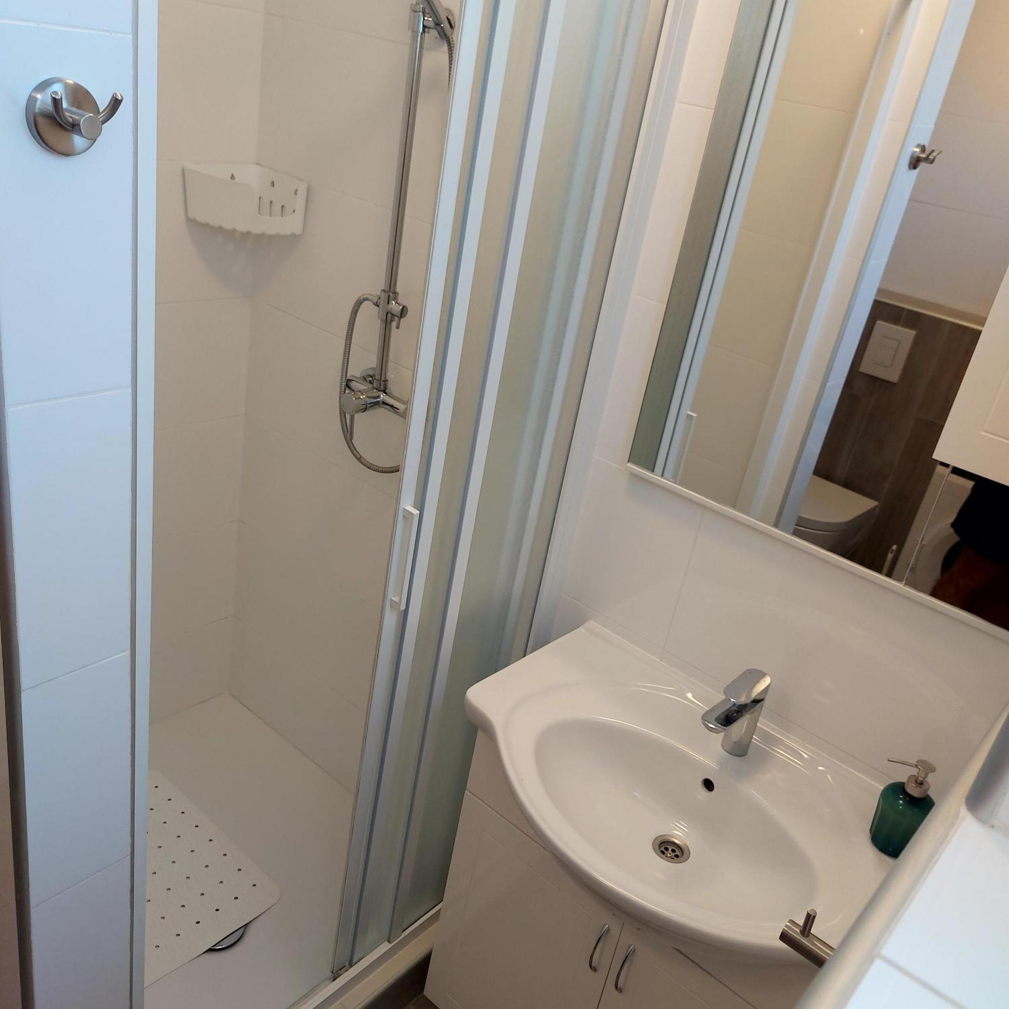 Apartmani Slavulj 法扎纳 外观 照片